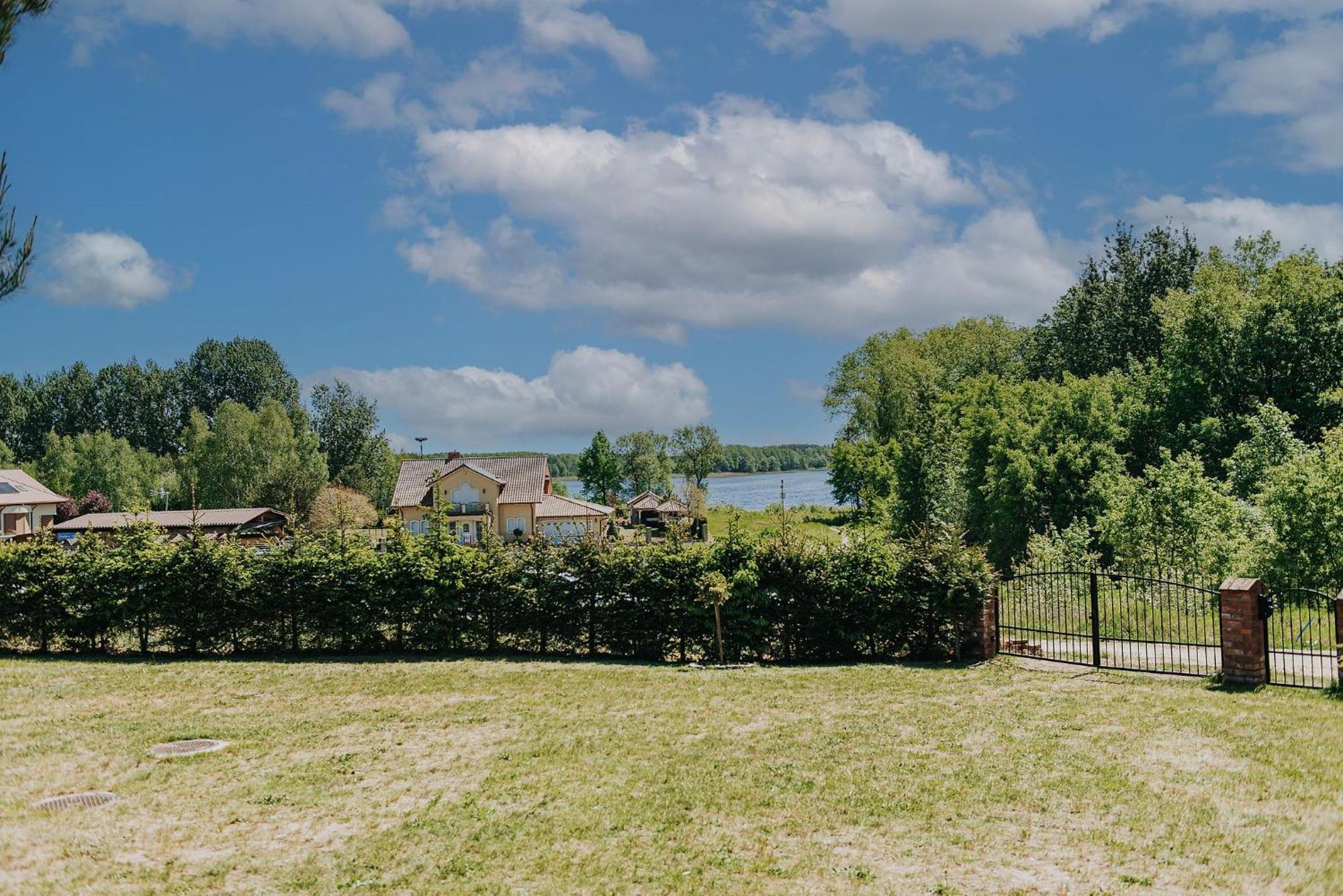 Rajski Domek Nad Jeziorem Radacz Villa Borne Sulinowo Exterior photo